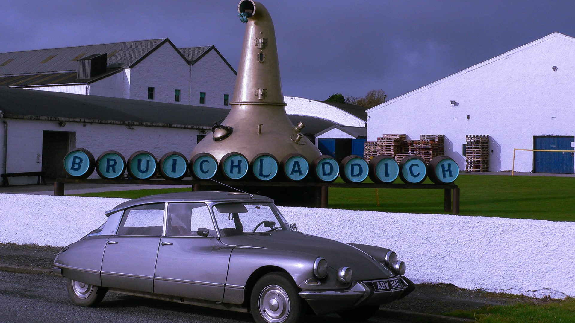 Bruichladdich distillery
